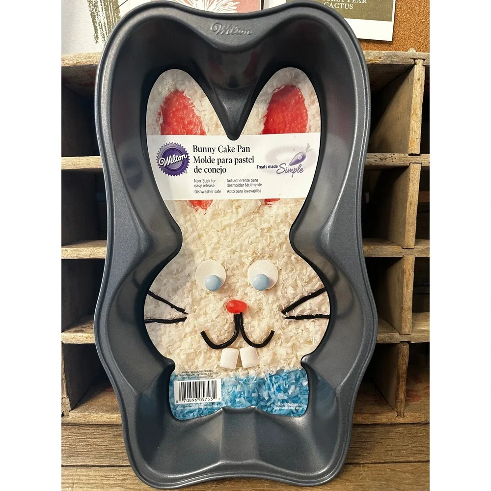Wilton Bunny Cake Pan Non-Stick Easter Rabbit Specialty Bakeware Gray 2105-0753